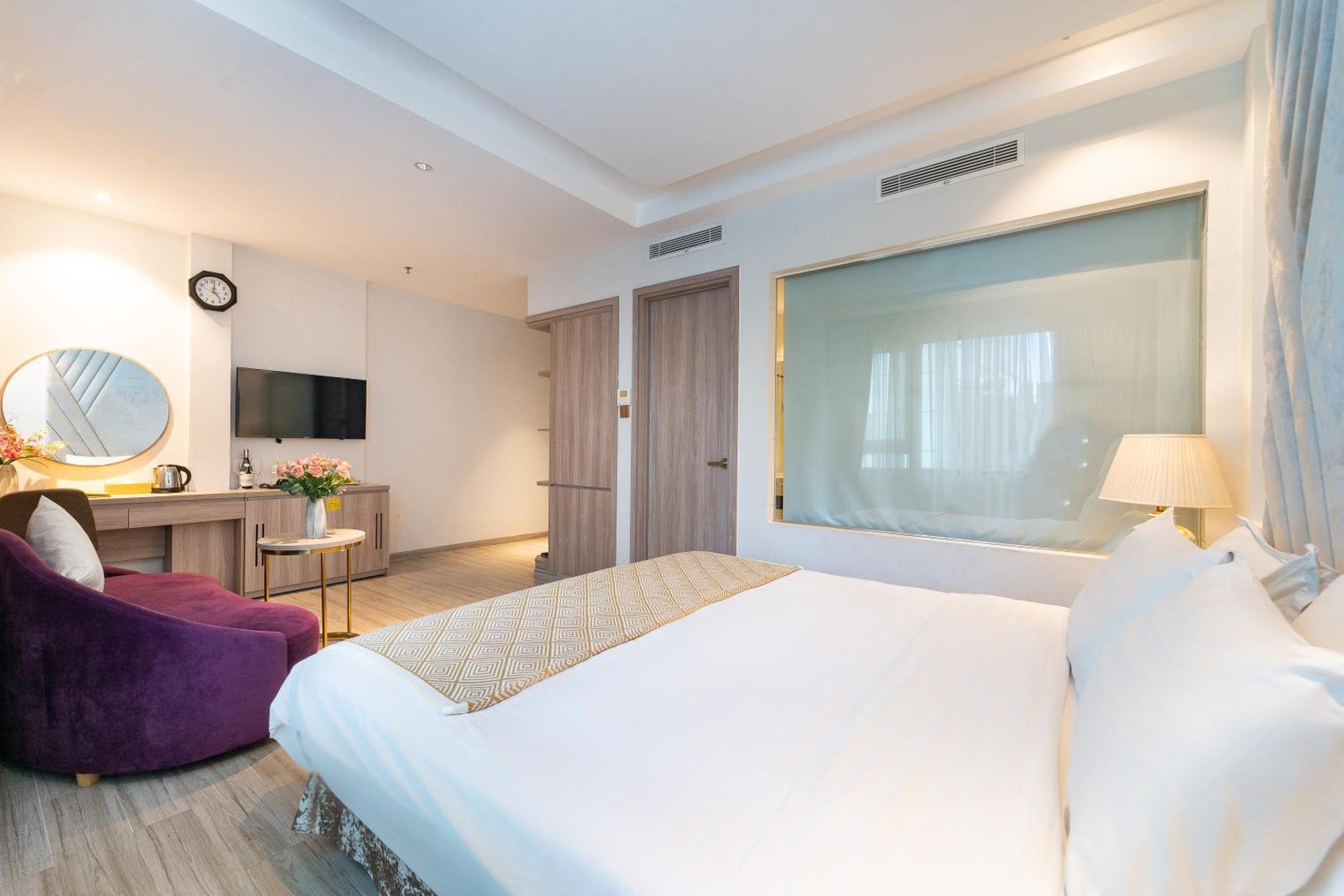 Nicecy Hotel Suites & Spa Thành Pho Ho Chí Minh Esterno foto